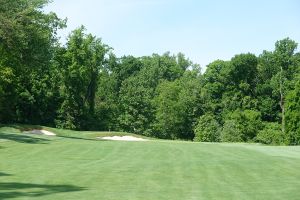 Sunningdale 6th Approach